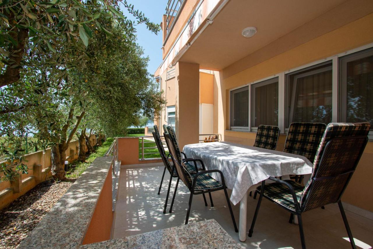 Apartments Matas Сукошан Экстерьер фото